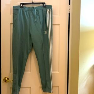 Adidas men’s joggers light green large
